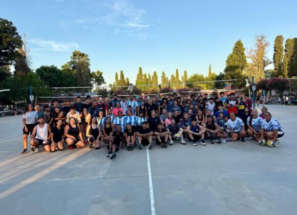 Encuentro de Vóley Recreativo en el Parque Municipal