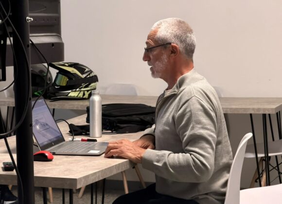 Con clase teórica en Distrito E, “Conecta Empleo” puso en marcha el curso de Soldador Avanzado