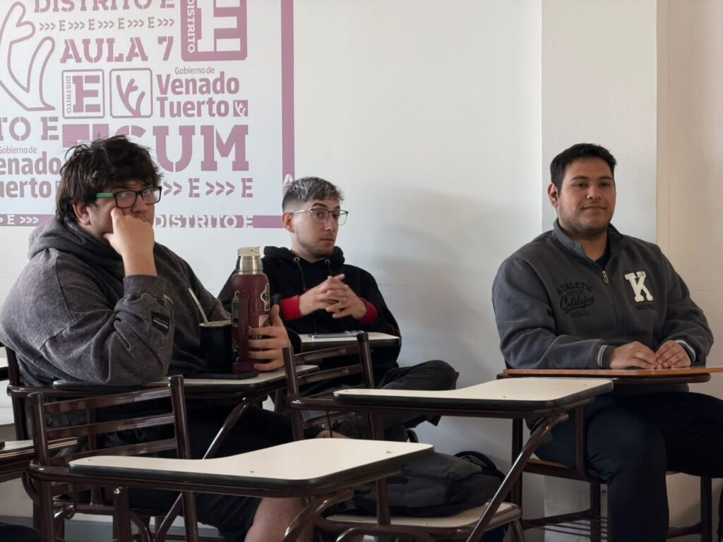 Herramientas para la Empleabilidad: el programa Faro transitó las últimas clases de sus dos trayectos de formación
