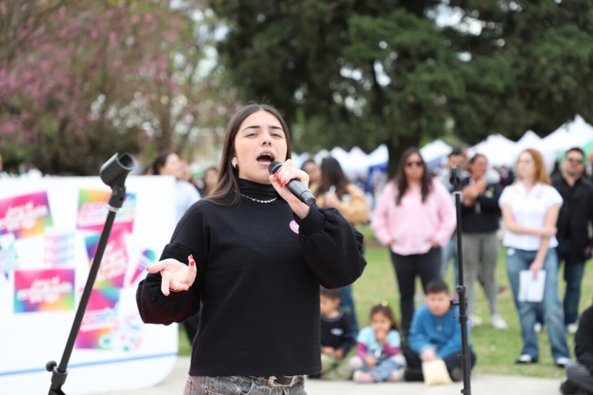El Paseo de la Ciudad reunió a 300 emprendedores en plaza San Martín