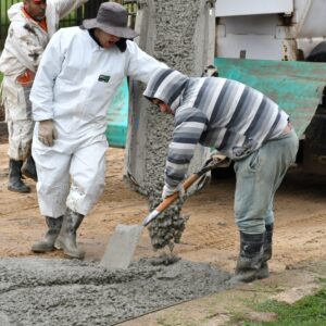 El barrio Pedro Iturbide sumó una nueva cuadra de pavimento El barrio Pedro Iturbide sumó una nueva cuadra de pavimento