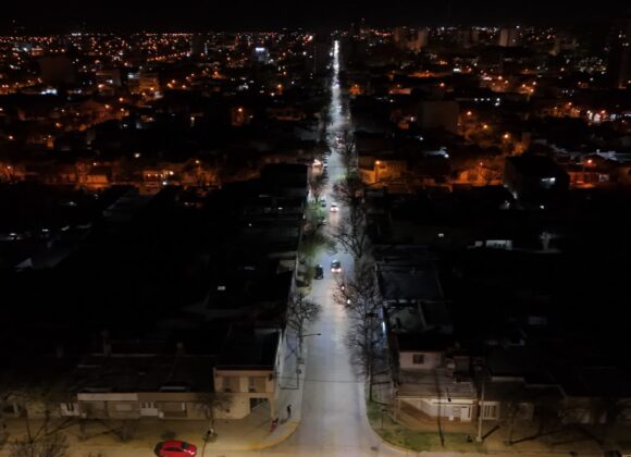 Juan Ignacio Pellegrini: “finalizamos el recambio de 120 luminarias led en calle Castelli”